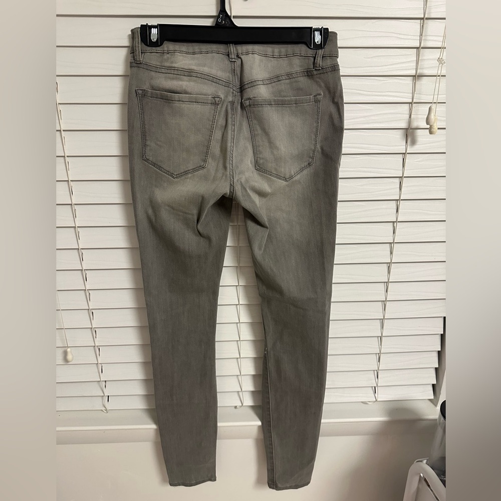 Refuge Jeans Women’s Gray Jeans - Picture 4 of 5